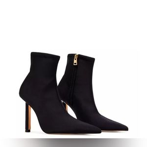 GOOD AMERICAN Women's Ankle Black Neoprene Booties, Size 9.5, NWOT